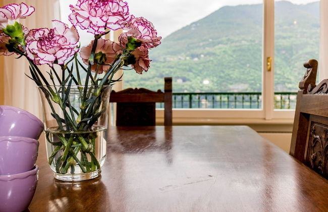 JOIVY Garden Oasis: 1BR Apt w/ Balcony & Parking - Foto 14