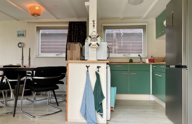 Charming Bungalow in Anjum, Netherlands With Lake Views - Foto 5