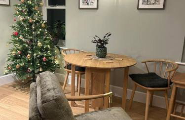 Monsal Trail Apartment A, Bakewell - Photo 16