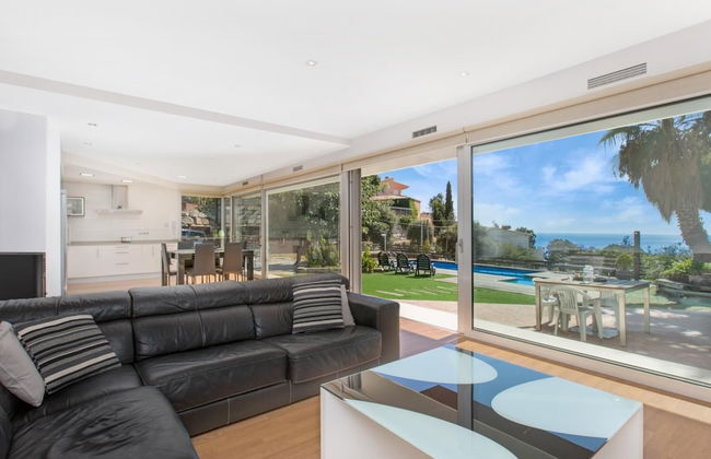 Cristina in Lloret de Mar - Foto 3