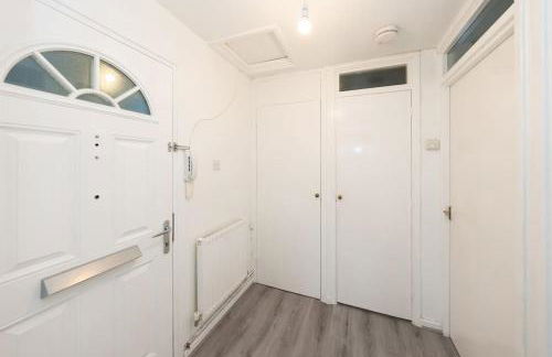 Idyllic Stylish Apartment with Fast Speed Broadband & Free Parking - Foto 2