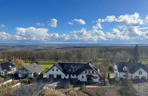 Wundervolle Aussicht in bester Lage auf "Wolke7" - Foto 1