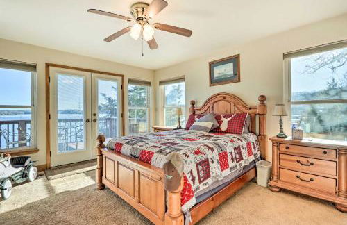 House with Deck Overlooking Lake of the Ozarks! - Foto 12