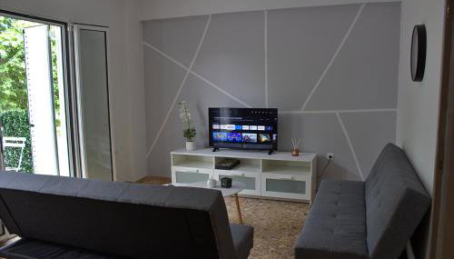 Aμvrosia Petalidi Square - Free WiFi, Smart TV, 2' λεπτά από την παραλία - Foto 2
