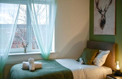 Cosy 4-Bed House l Garden l Free Parking l WiFi l Specious l Hosted by The Cosy Corner Nationwide - Foto 58