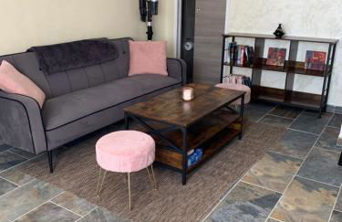 Studio indépendant avec piscine et jardin - Foto 8