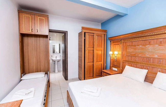 Greek Pride Ηotel and Apartments - Photo 6