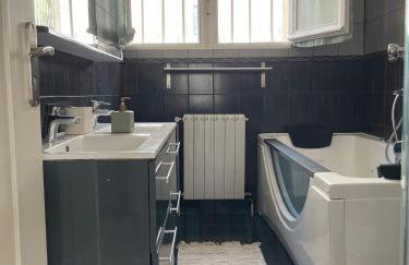 Maison chaleureuse 4 chambres avec jardin - Proche Paris - ARENA Paris Nord Villepinte - Parc des expositions - Aéroport CDG - Disney - Astérix - Foto 16