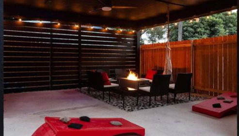 Stylish 3BR East Side Retreat w Patio & BBQ - Foto 5