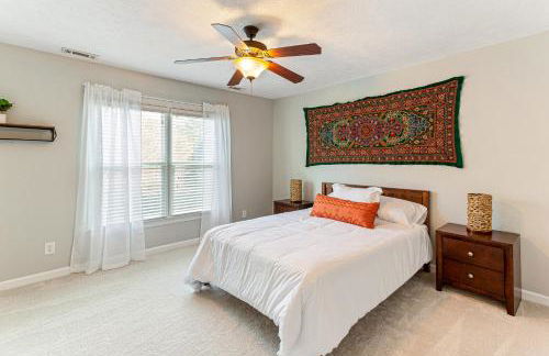 Amazing Home w/ Huge Pool, Game Tables, Movie room, and More! - Foto 37