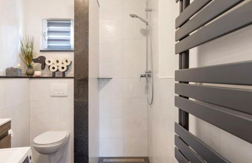 Pension Haus Leni am Schwanenteich - Foto 18