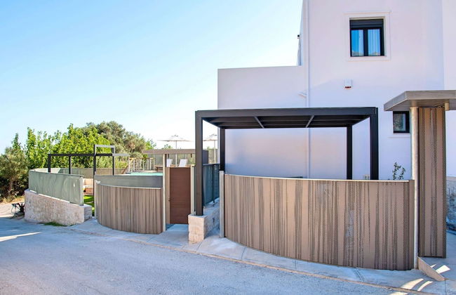 2 New Villas Next Each Other, Pool, Rent Separately or Together at Kournas Lake - Foto 24