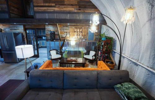 Hill Country Hangar with hottub, 7 minutes from the river and lake - Foto 52