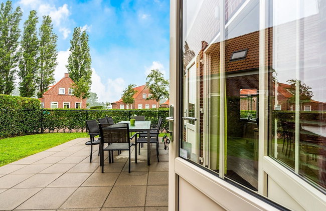 Breskens Haven: Relax, Explore & Dine - Photo 15