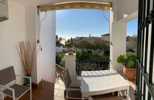 Apartamento con terraza en primera línea de playa - Foto 22