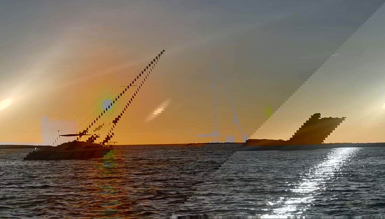 Gulf of Asinara Sunset Catamaran Trip - Foto 1