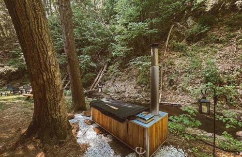 Creek Side Cabin with Wood Fired Hot Tub and Fire Pit - Foto 32