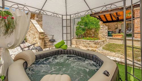 Adria Serenity Home with Hot Tub - Foto 3