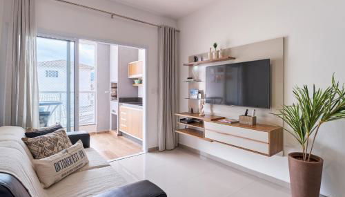 2 QUARTOS com Churrasqueira na Varanda, Piscina, Garagem interna, WiFi 500mbps, Ar Condicionado e Telas de Proteção - Foto 2