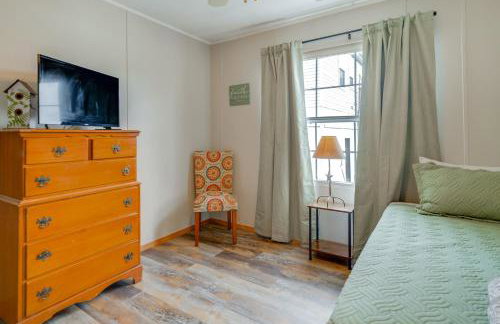 Lake Conroe Bliss Waterfront Home with Boat Ramp - Foto 22