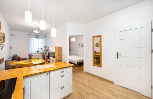 Metro Bemowo Colourful Apartment by BookingHost - Foto 18