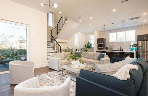 Rodeo Special! 4BR Luxury, Houston Rooftop Views - Foto 3