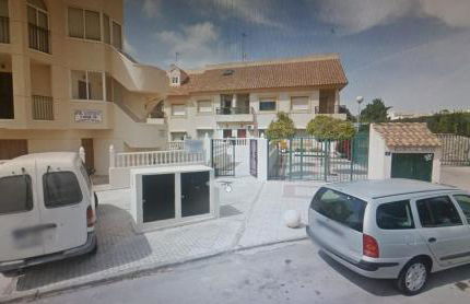 APARTAMENTOS ROSI - 5-10 Minute Walk To La Zenia Beach, Sea View, Beach Bar, Cliff Walk, Shops, Paddys Point, Cabo Roig - Free fast Fibre Optic Broadband, Free Parking - Foto 20