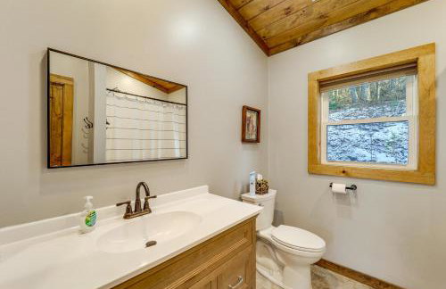 1 Mi to Watauga Lake! Modern & Rustic Mtn Hideaway - Photo 16
