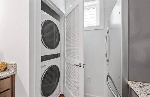 Charming Duplex Retreat in Old Town Manchester, VA - Foto 14