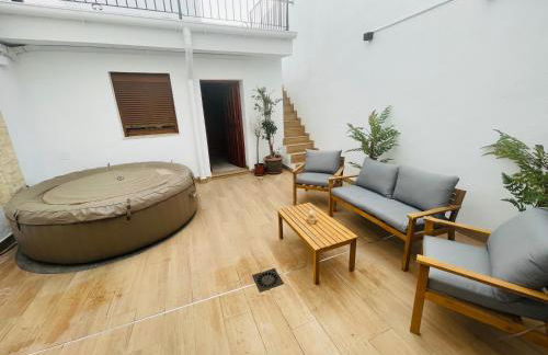 Dream Big with jacuzzi and terrace in Ruzafa - Photo 8