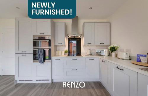 Spacious and Lovely 4-bed Home in Castle Donington by Renzo, Sleeps 6! - Photo 11