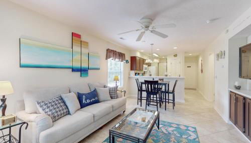 Balcony and Pool Access Longs Cozy Haven - Foto 4