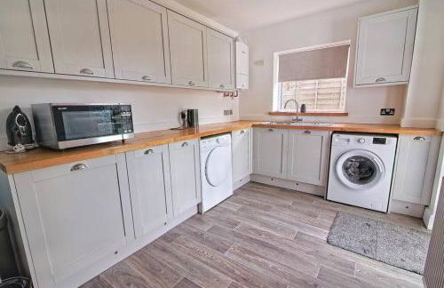 Luxury Air Conditioned 6 Bedroom Hythe Seaside - Foto 15