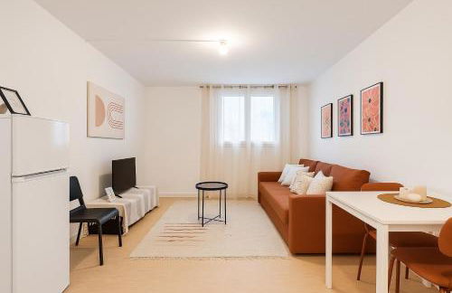 Le Citadin 2 min à pied de la gare - Foto 1