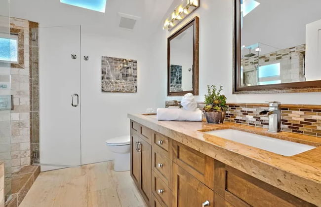 4 Br Roof Deck Hot Tub Steps to Beach Dining - Foto 20