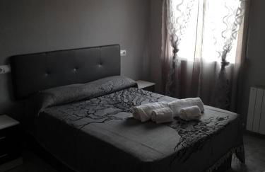 Apartamento Duartes en Barbastro vistas al pirineo - Foto 7