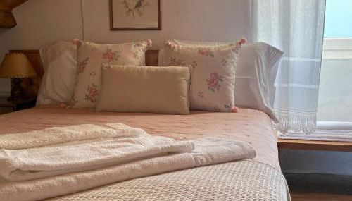 Charming Holiday House - House & Apartment - Photo 4