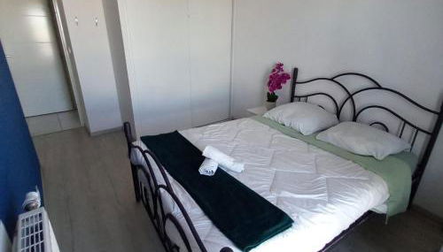 Le Barbusse LYON-T3-Garage-Terrasse-3 lits-Home Cinema - Foto 5, wardrobe