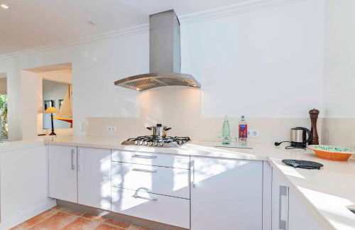 Villa Rosa - Garden & Pool Retreat - Foto 45