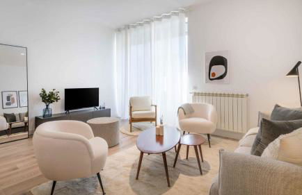Avenida de San Luis 25, Design and comfort in the true style of Madrid, Book your getaway now! - Foto 34