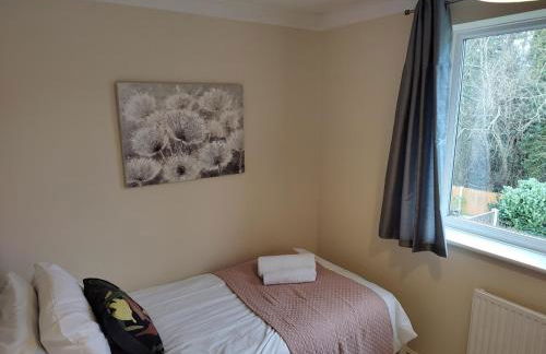 Wentworth Drive Contractor and family 3 bed Home Grantham with parking - Foto 3