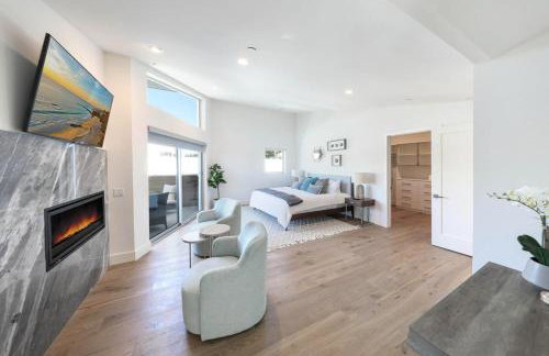 Luxury Stay Corona del Mar, Short Walk to Beach - Foto 1