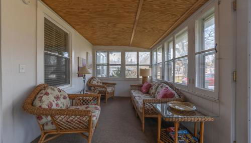 Tall Trees - great location to downtown Saugatuck - Pet Friendly! - Photo 3