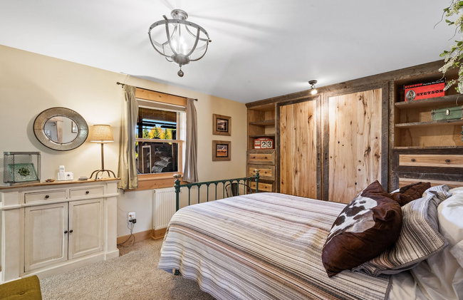 Bunk House Big House 2BR Mountain Views 7 min to Yellowstone - Foto 1
