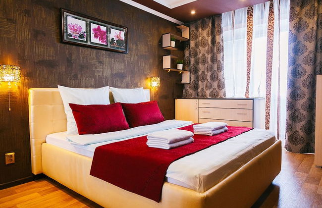 Apartments 5 Zvezd Microrayon Entuziastov - Foto 1