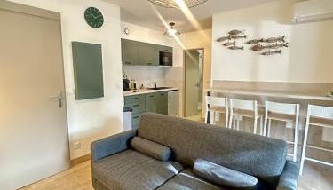 Appartement en rez de jardin-Proche du centre - Foto 5