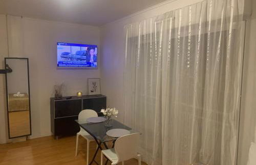 Charming Studio with Balneo Shower, Parking Included - Foto 26