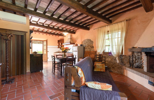 2 bedroom House in Cinigiano with private pool and garden - Photo 11