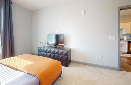 H4N Furnished Apartments at Ellipse Urban in Hampton VA - Photo 33