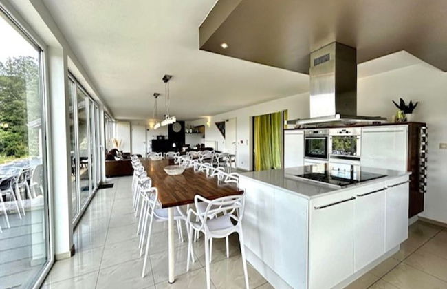 Luxury Villa in Stavelot with Hot Tub - Photo 16